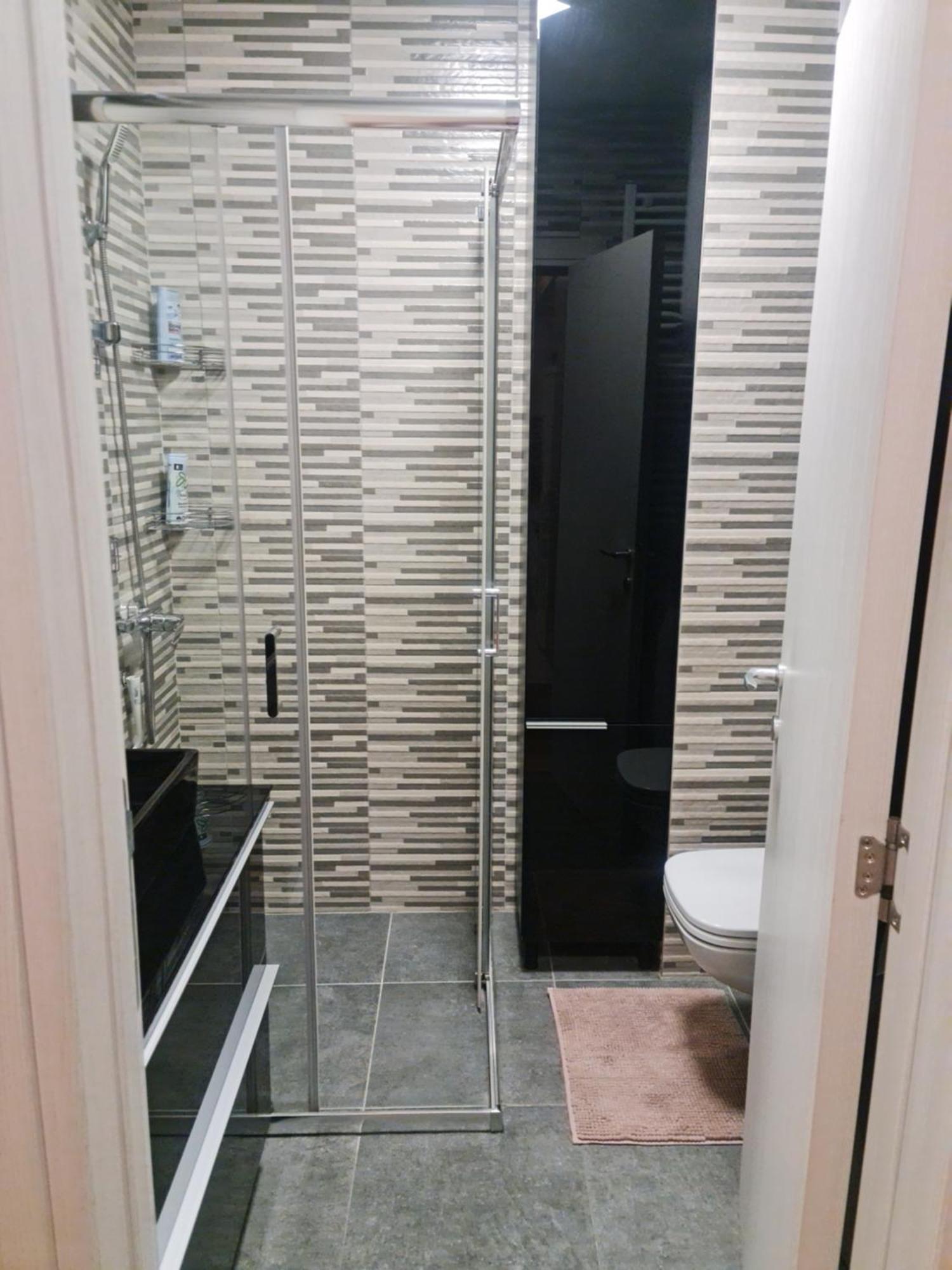 Porodicno-Poslovni Udoban Stan Apartment Belgrad Exterior foto