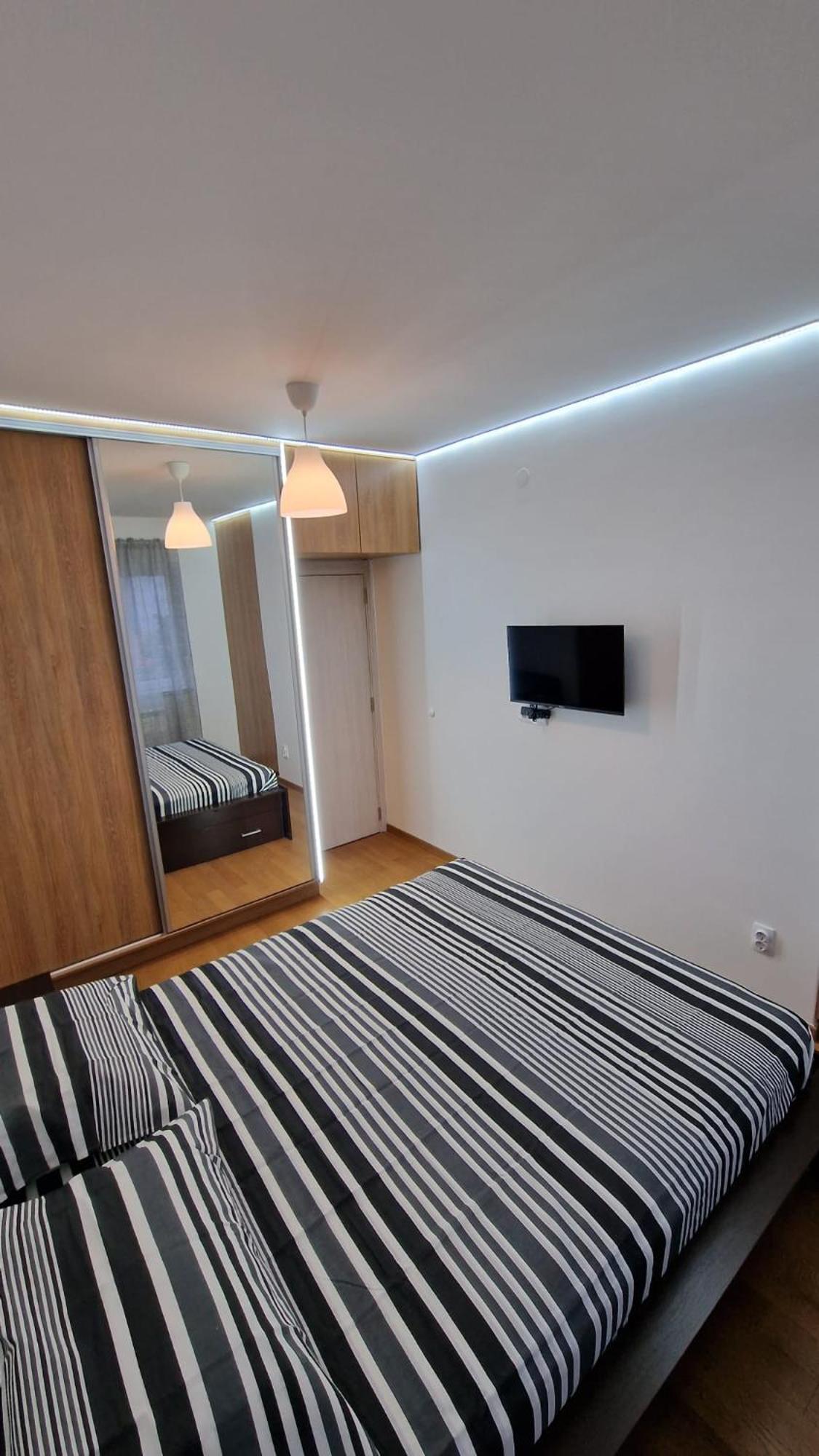Porodicno-Poslovni Udoban Stan Apartment Belgrad Exterior foto