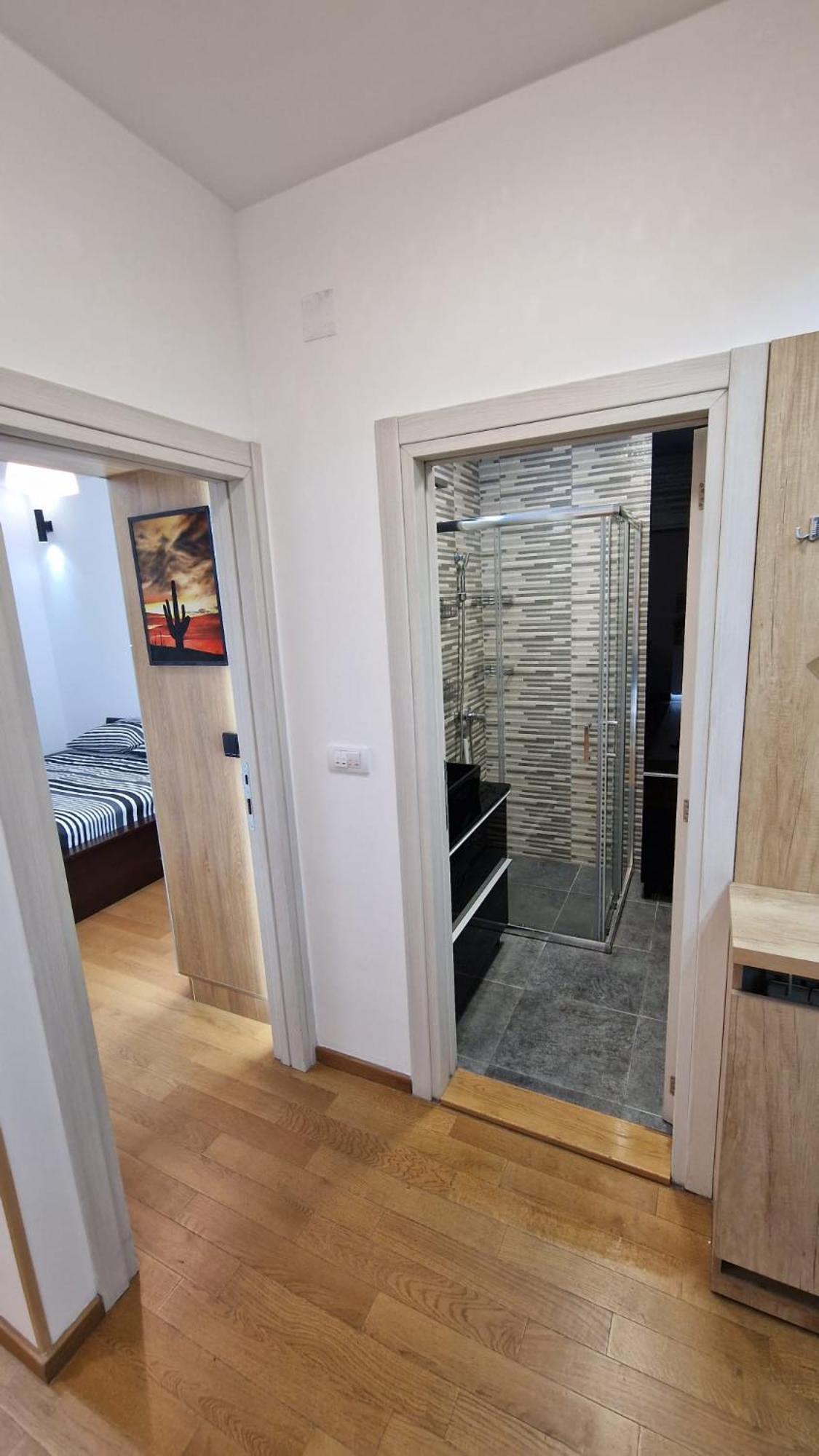 Porodicno-Poslovni Udoban Stan Apartment Belgrad Exterior foto