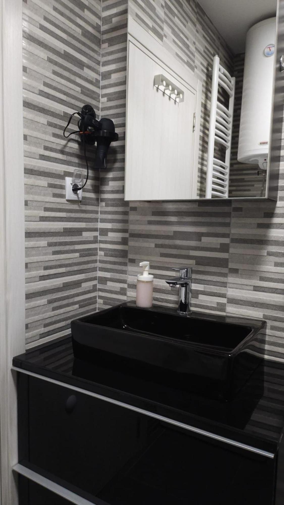 Porodicno-Poslovni Udoban Stan Apartment Belgrad Exterior foto